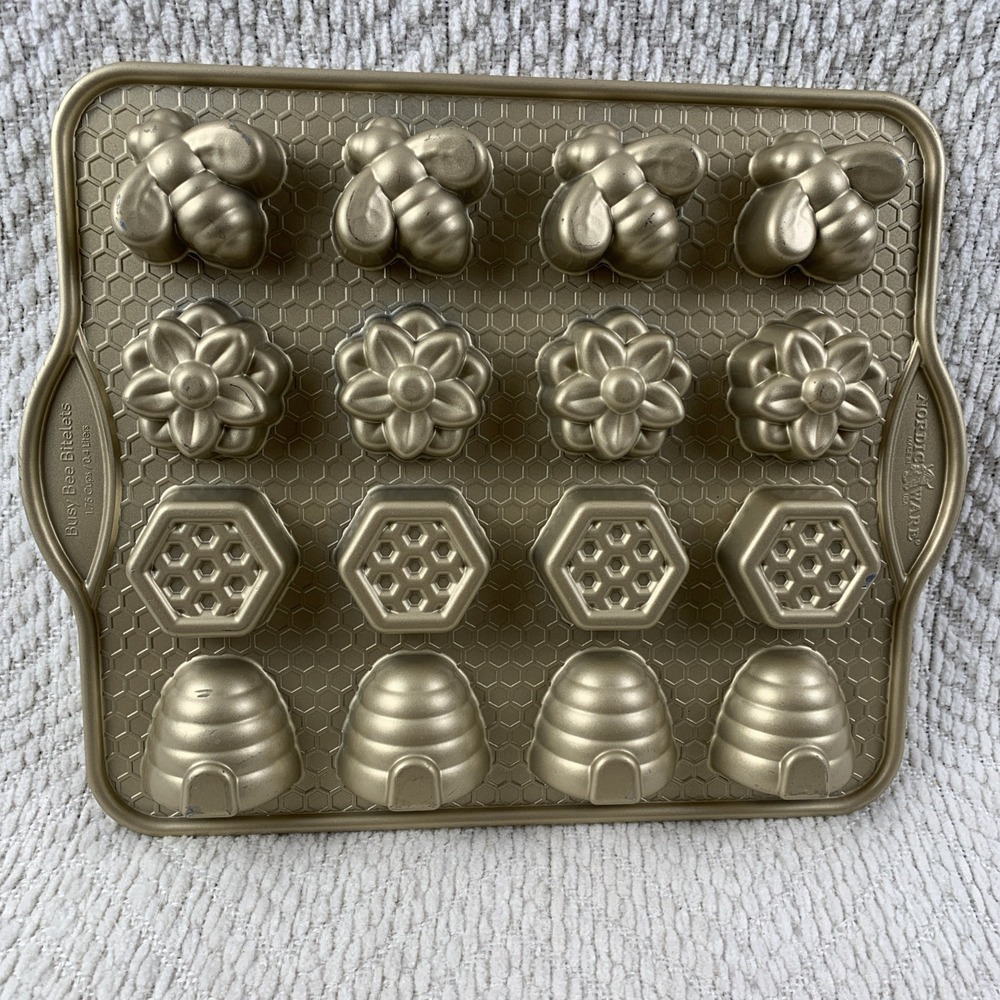 Nordic Ware Gold Bee, Flower & Hive Mini Cakelet Pan - Picture 12 of 16